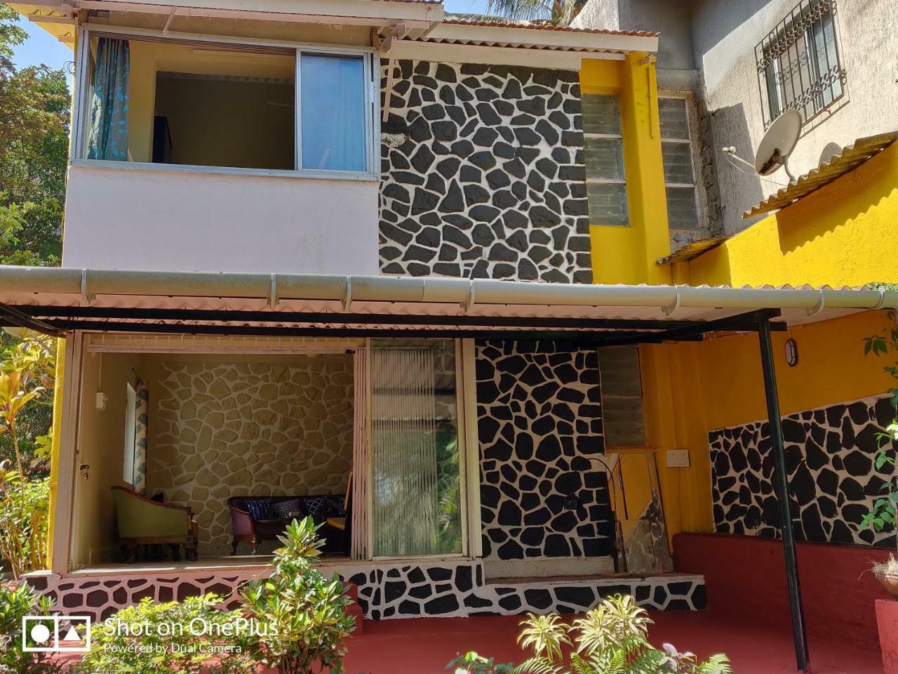 Leela's Cottage Lonavala Exteriör bild